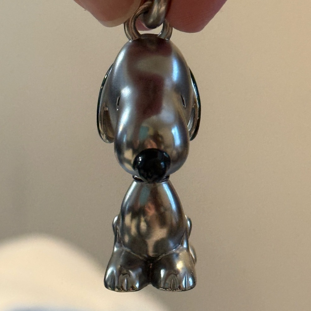 SOLD on DP Coach snoopy bag charm keychain - Picture 2 of 7